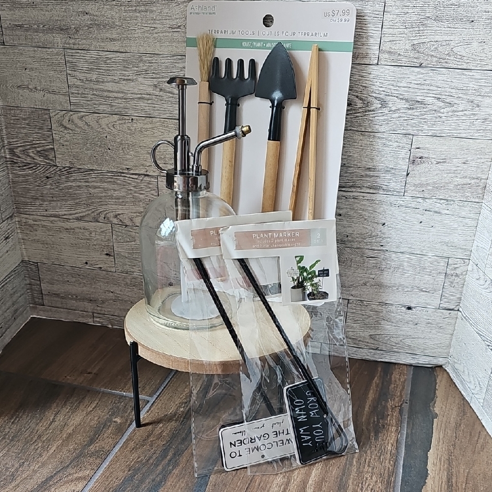 Terrarium Tool & Garden Decor Ensemble – New with Tags!